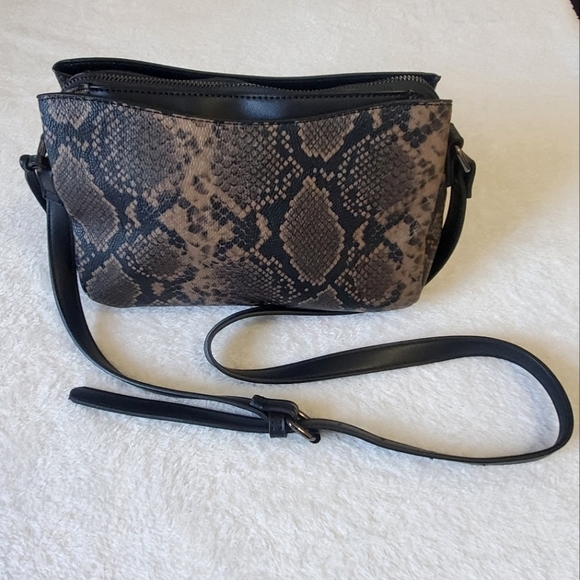 Snake Print Purse - Picture 1 of 5